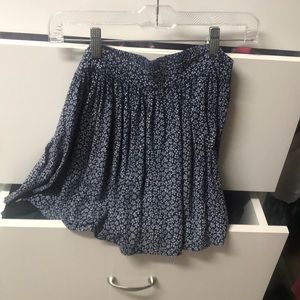 Adorable blue skirt